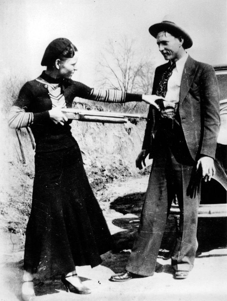 Bonnie and Clyde (13).jpg