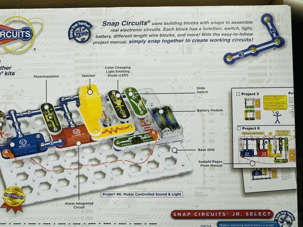 Bộ dụng cụ lắp ráp mạch điện 130 dự án Snap Circuits Jr. Select SC-13011.jpeg