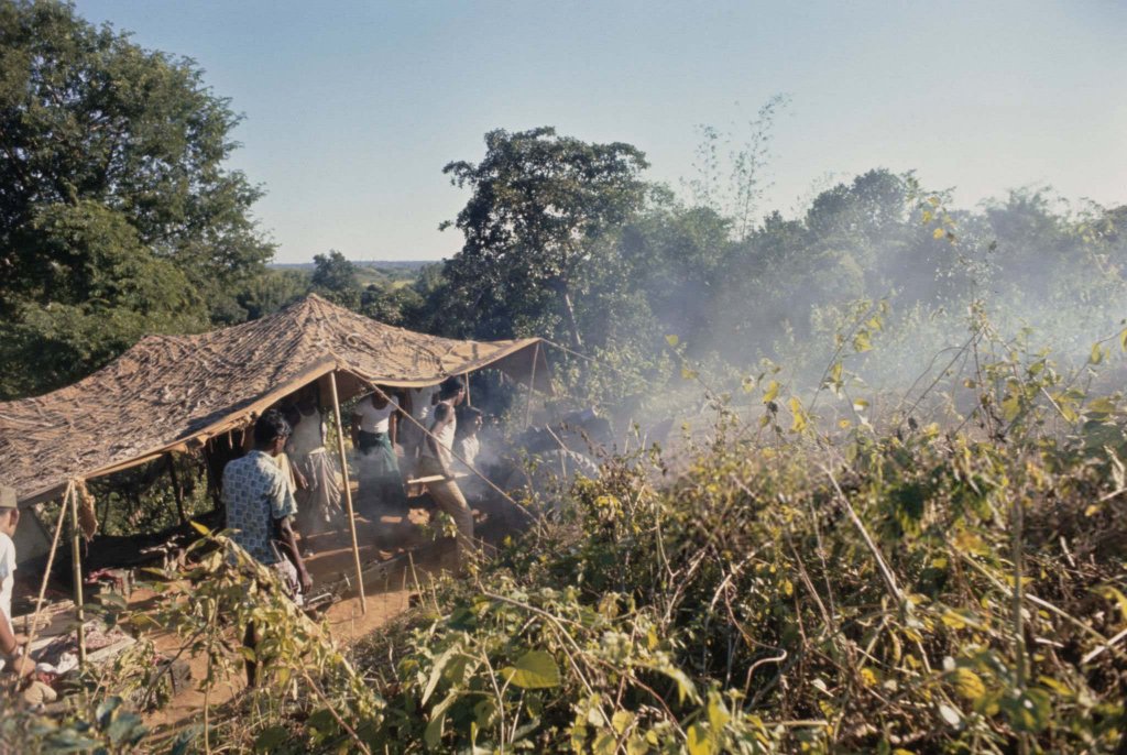 Bangladesh 1971_11_22 (1).jpg