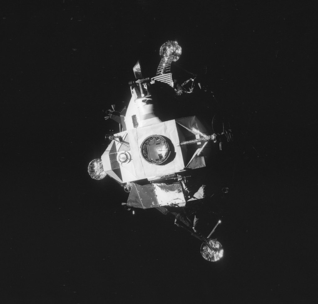 Space 1970_4_11 (43).jpg
