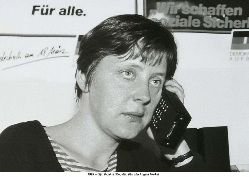 Mobile Phone 1992 (1).jpg