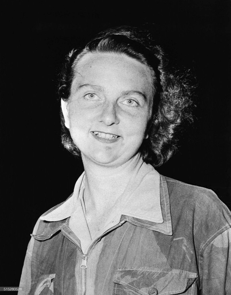 Genevieve de Galard 1954_5_24 (2).jpg