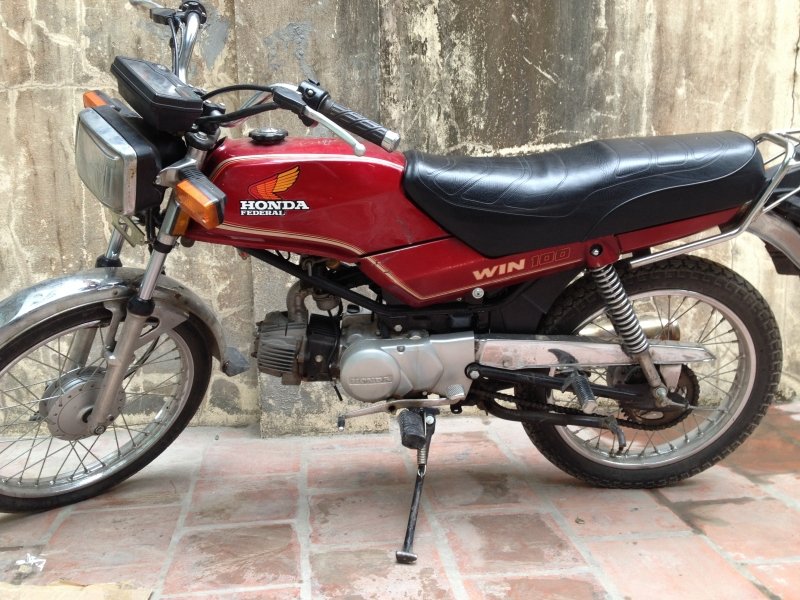 honda-win-100-tem-doi-1989-1993-02.jpg