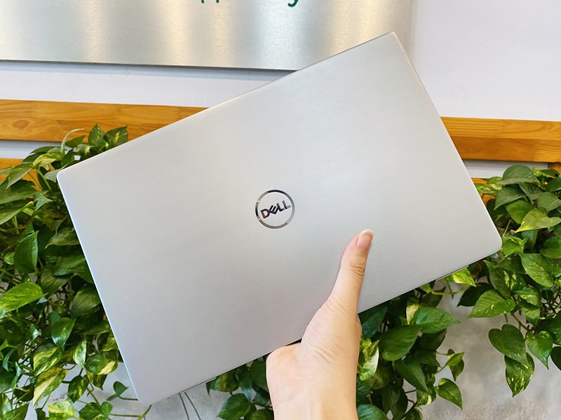 Dell Latitude 7320 i5.jpg