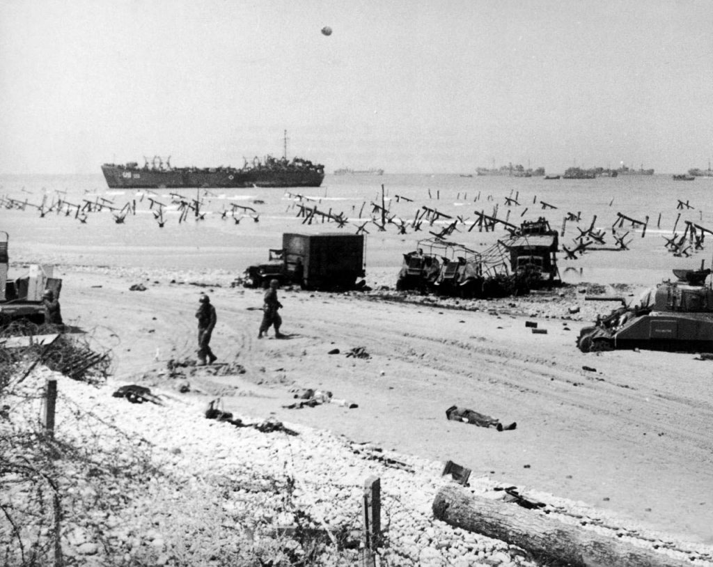 Normandy 1944_6_12 (6).jpg