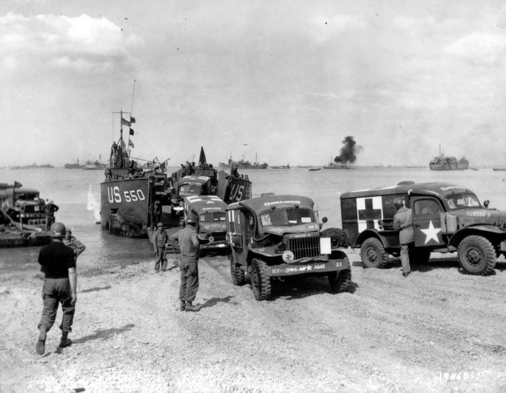 Normandy 1944_6_12 (8).jpg