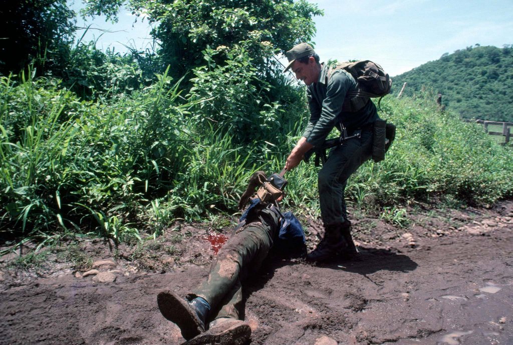 El Salvador 1983_9 (1).jpg