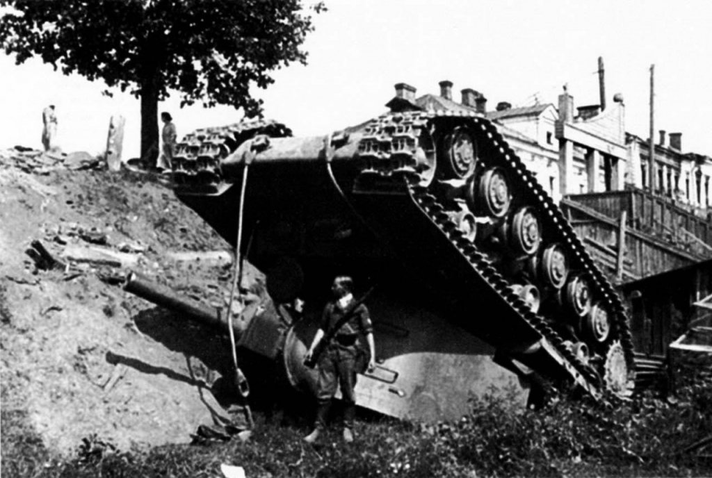 Tank KV-2 (22).jpg