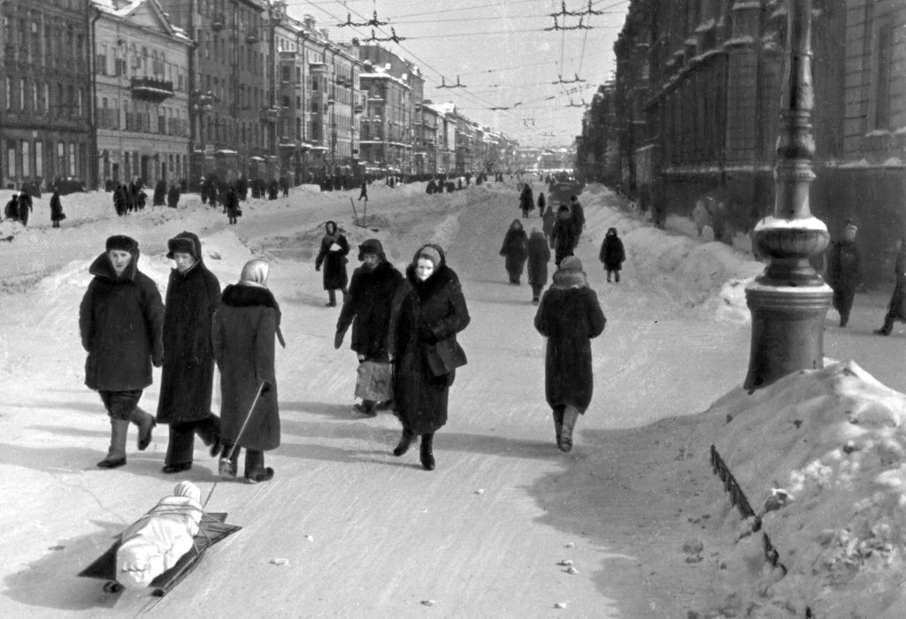 Leningrad 1942_2 (1).jpg