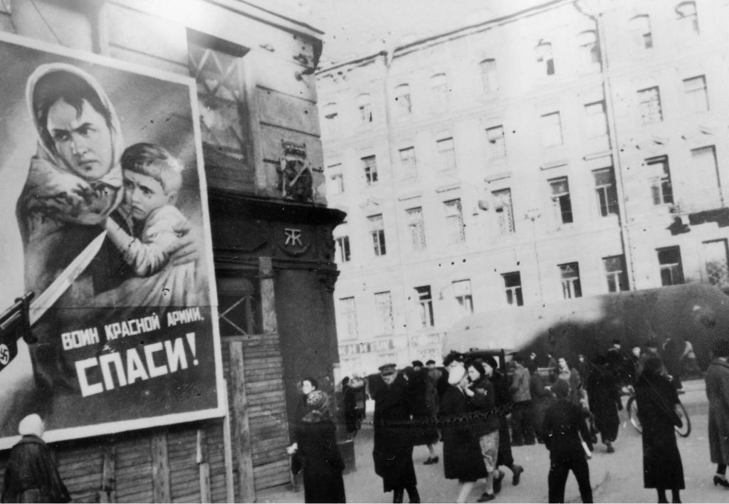 Leningrad 1941_11_7 (2).jpg