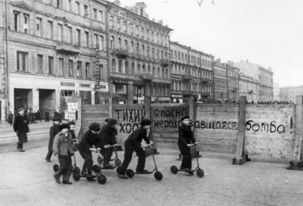 Leningrad 1942_3 (4).jpg