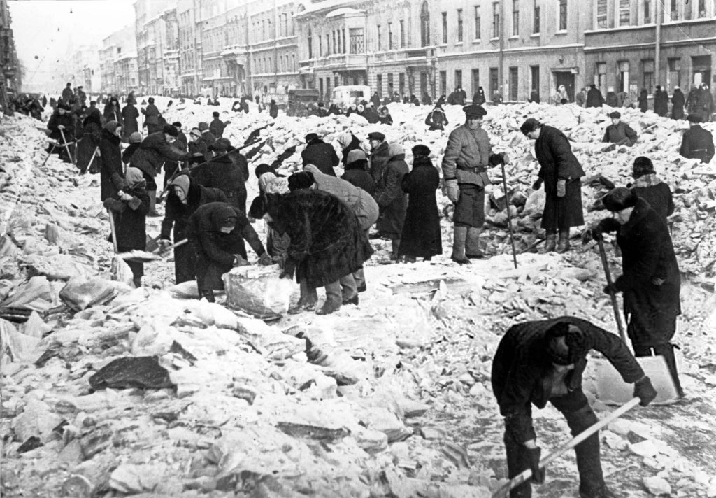 Leningrad 1942_3_8 (3).jpg