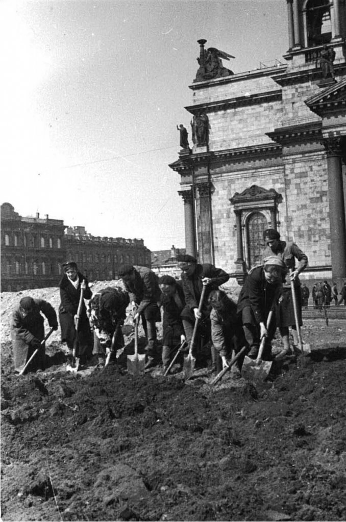 Leningrad 1942_4 (8).jpg