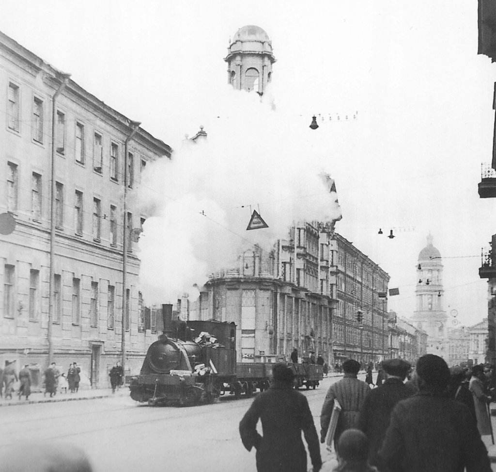 Leningrad 1942_10 (1).jpg
