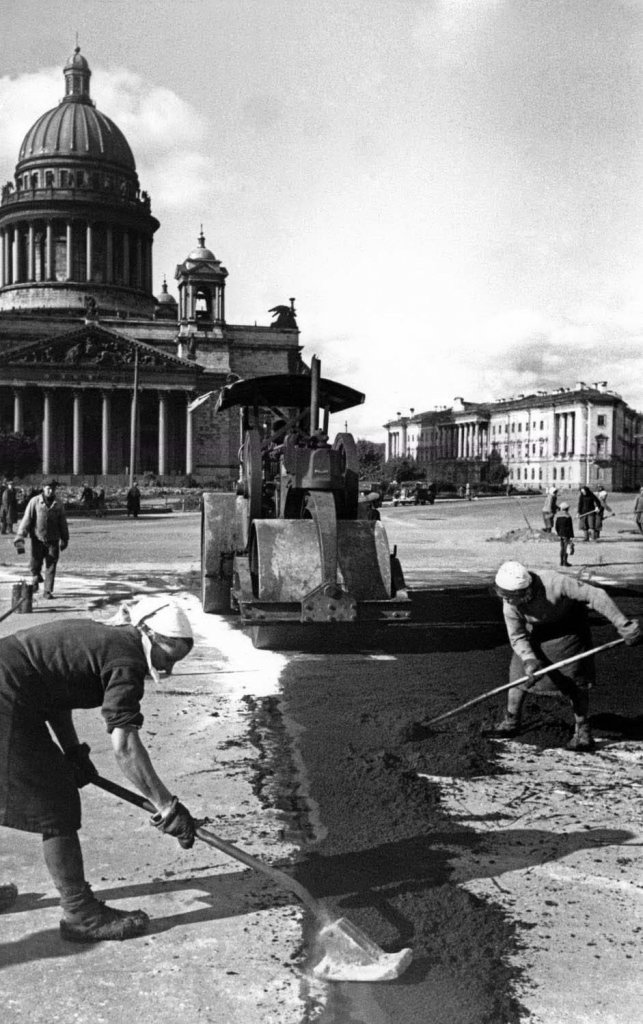 Leningrad 1944 (8).jpg