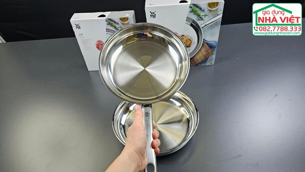 Chảo rán inox 28cm WMF 07 9038 69912.jpg