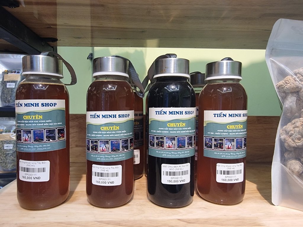 Mật ong rừng chai 350ml.jpg