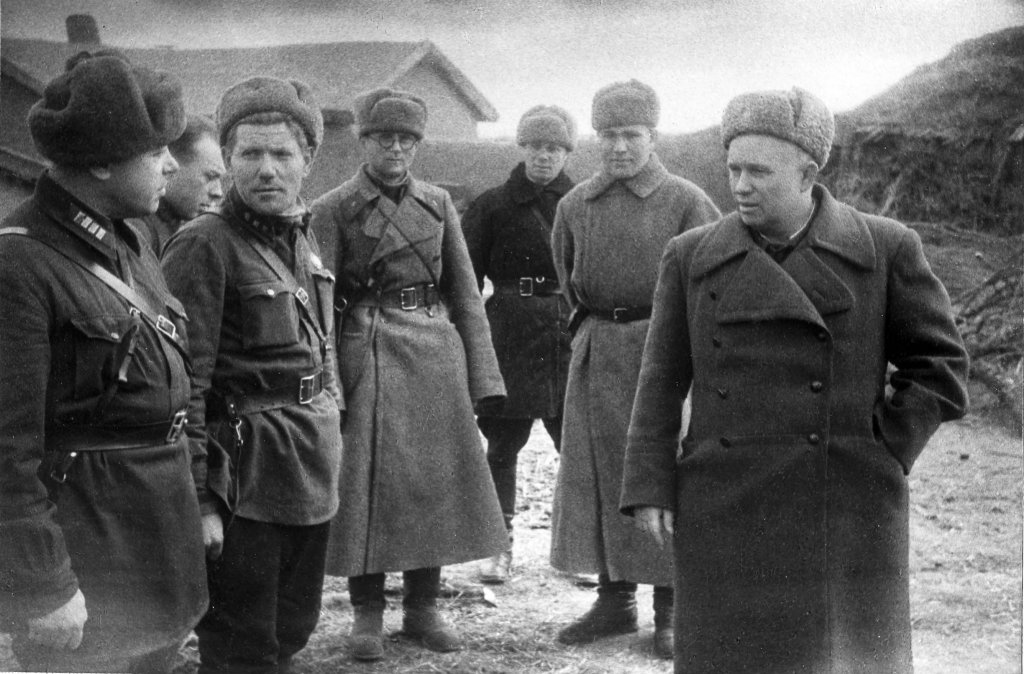 Stalingrad 1942_11_1 (1_3) Khruschev.jpg