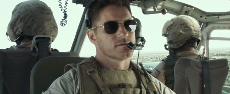 randolph-engineering-aviator-sunglasses-in-american-sniper-2014-randolph-engin.jpg