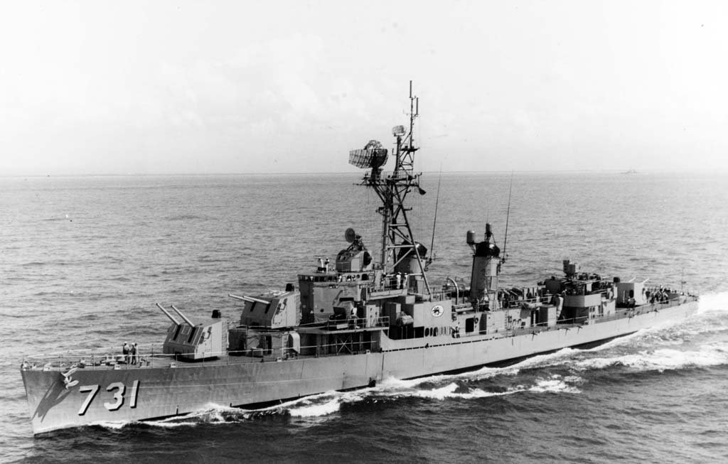 USS Maddox (5_12).jpg