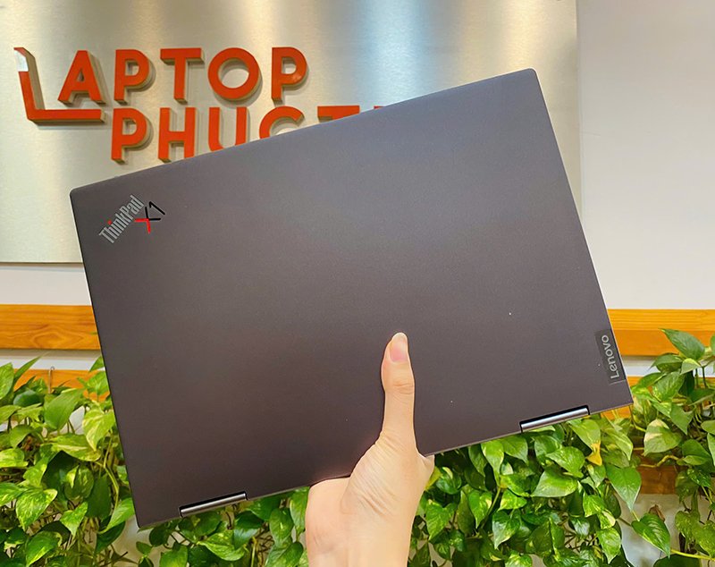 Lenovo ThinkPad X1 Yoga Gen 8.jpg