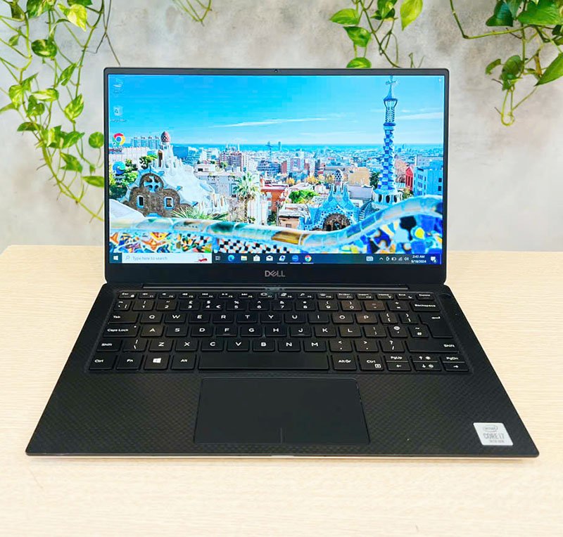 dell xps 13 7390.jpg