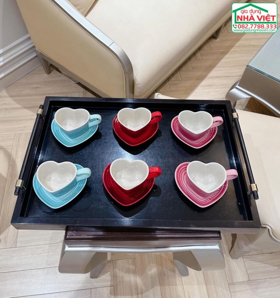 Heart Mug and Tray set nhiều màu Le Creuset9.jpg