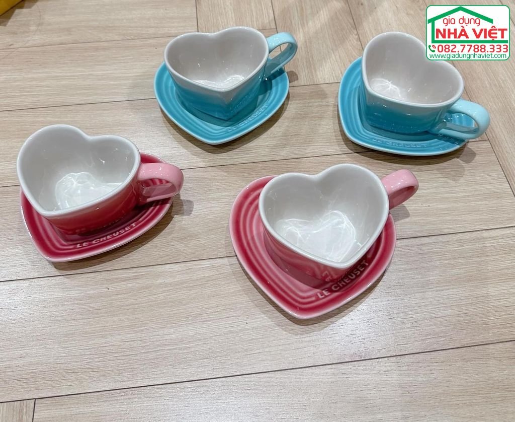 Heart Mug and Tray set nhiều màu Le Creuset10.jpg