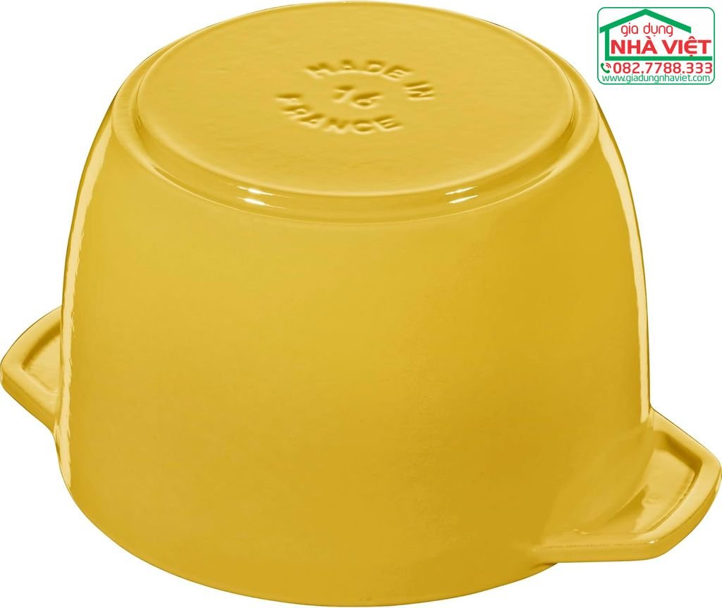 Nồi gang đúc tròn 16cm 1.74L màu vàng chanh Staub ‎10290643.jpg