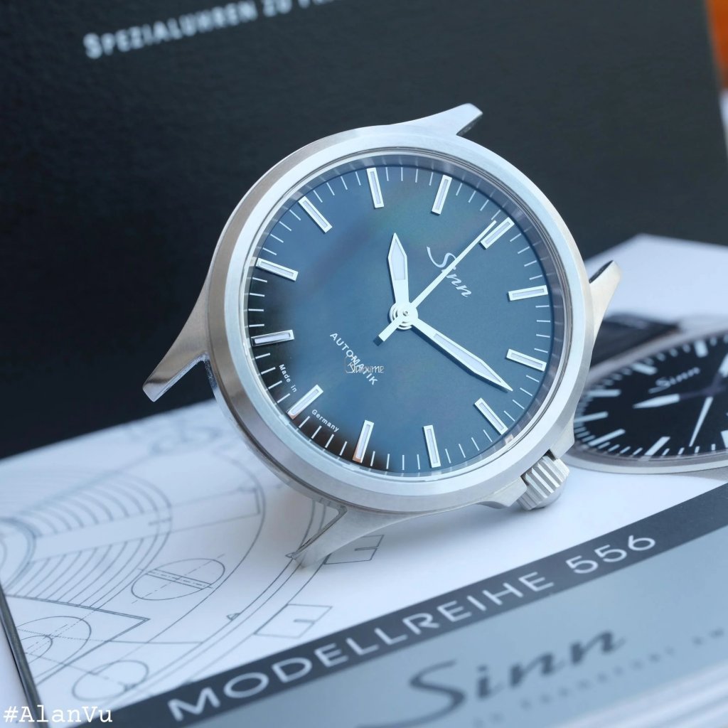 Sinn 556.0105 (16).jpg