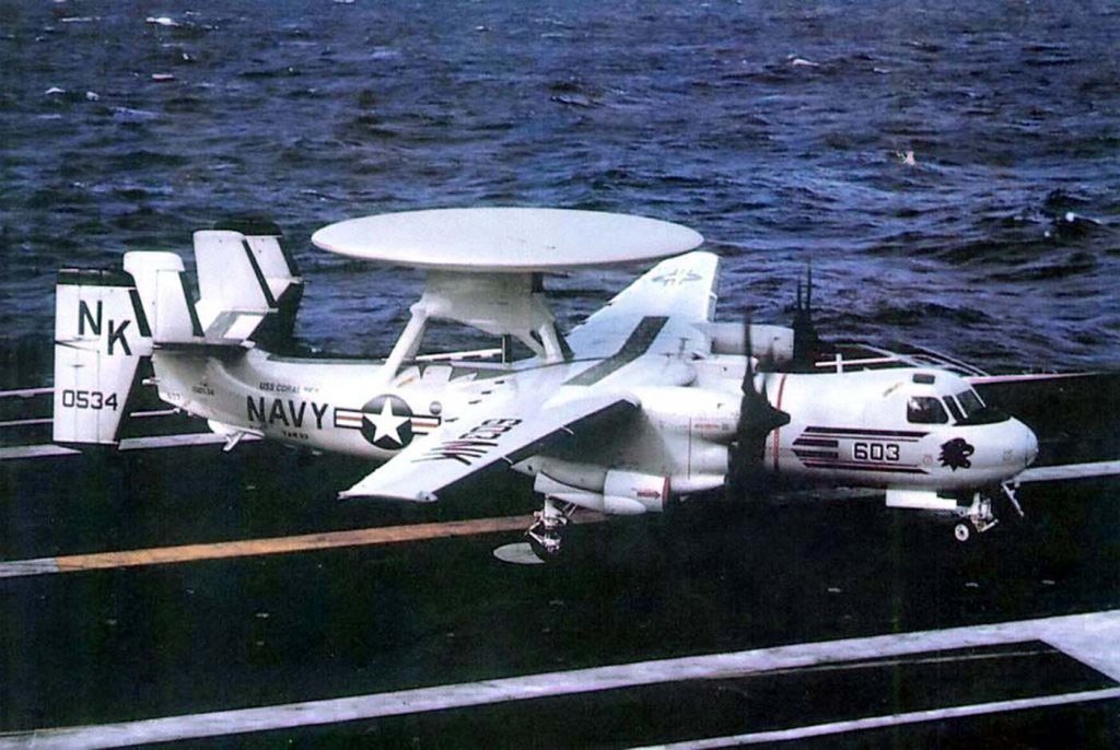 E-2B Hawkeyes (1).jpg