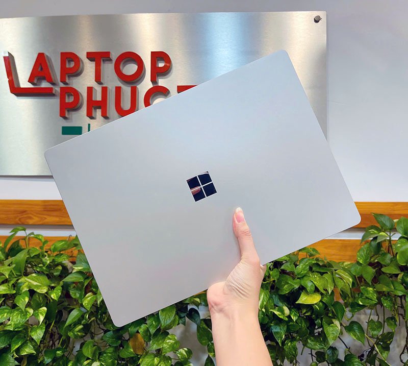 Surface Laptop 4 Giá bao nhiều.jpg