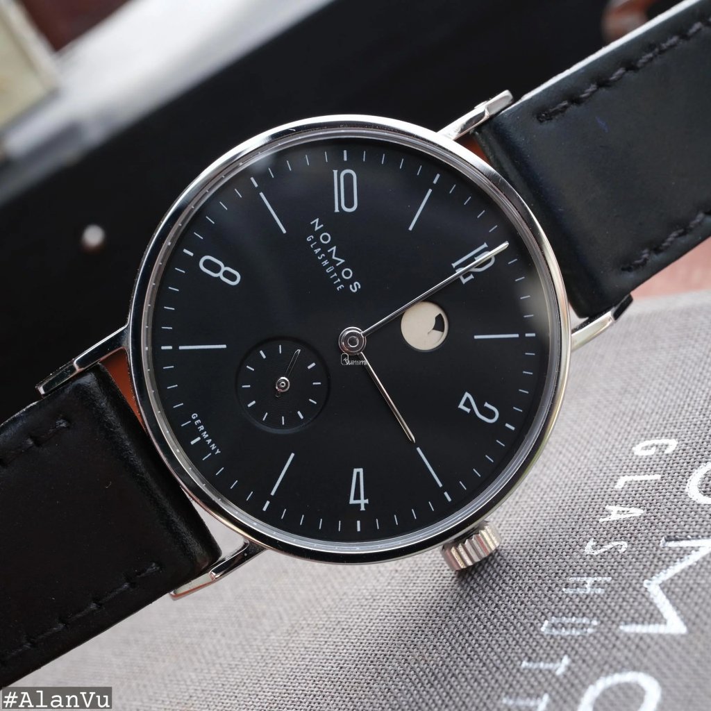 Nomos Tangente 173 (16).jpg