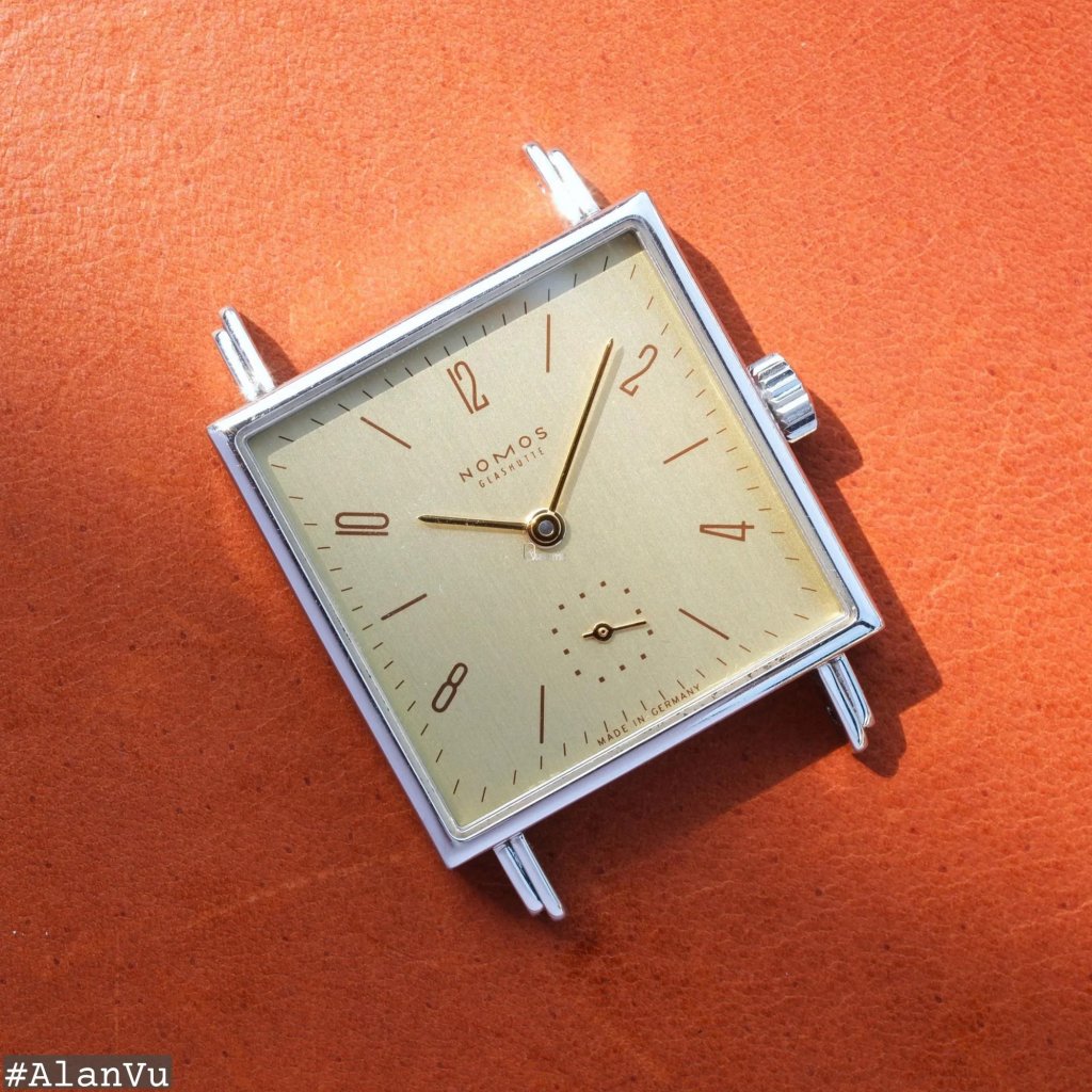 Nomos Tetra 472 (18).jpg