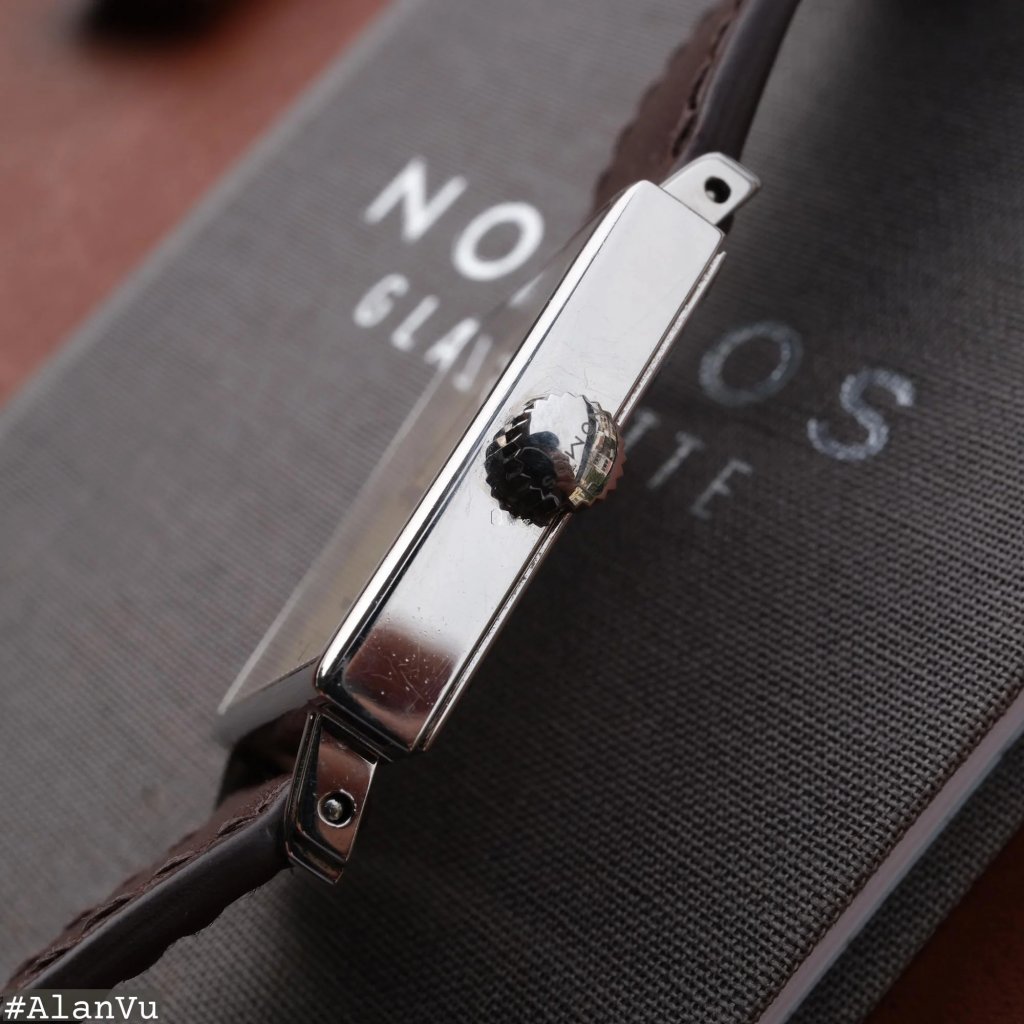 Nomos Tetra 472 (32).jpg