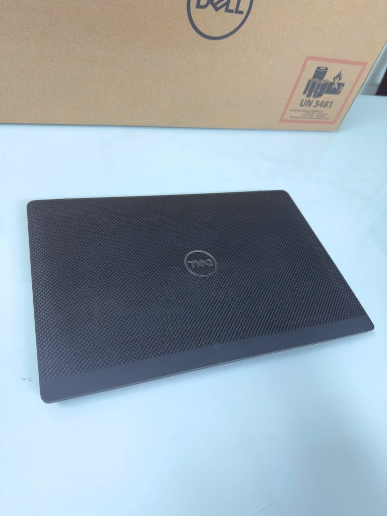 laptop-dell-7400-cu.jpg