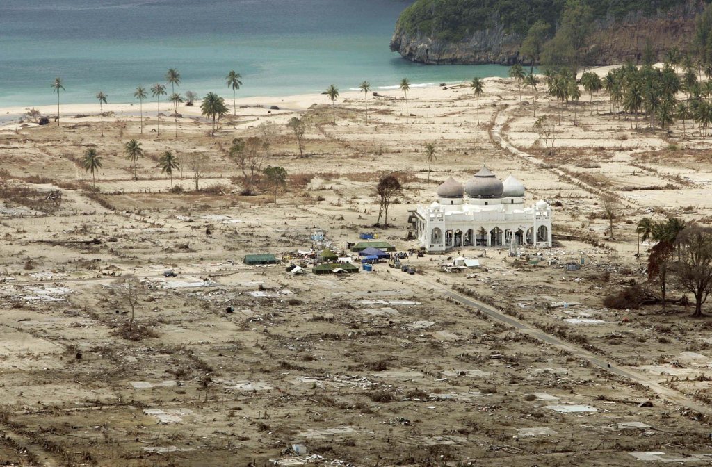 Tsunami_Indonesia (15).jpeg