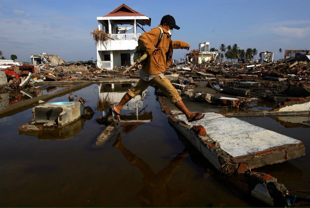 Tsunami_Indonesia (208).jpg