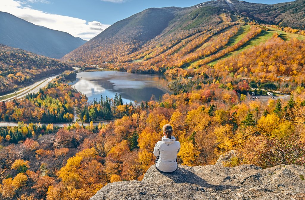 bigstock-Woman-hiking-at-Artist-s-Bluff-310356814.jpg