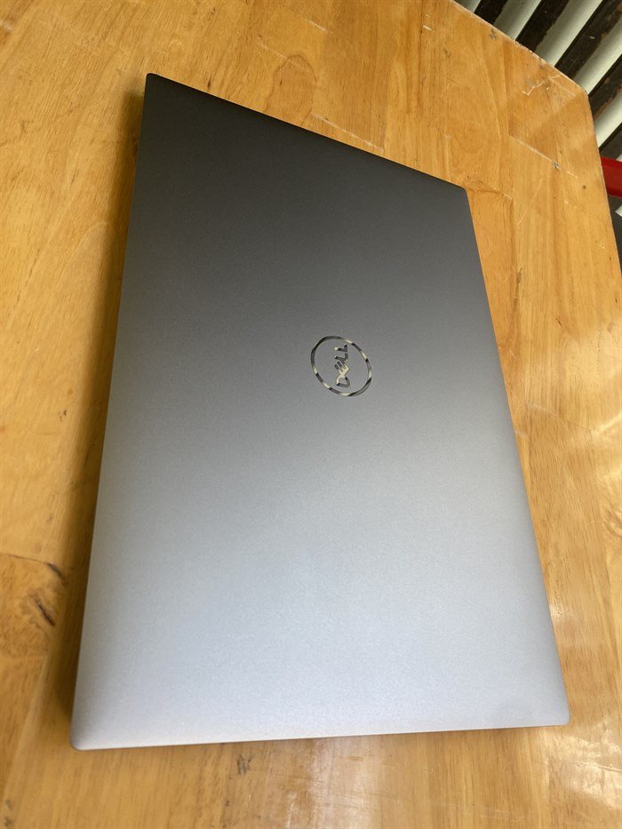 Dell-Precision-5560-Core-i7-11th-1.jpg