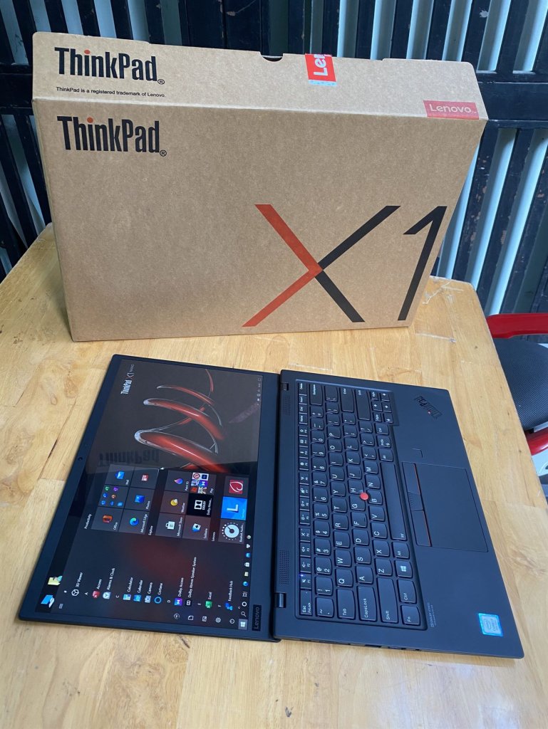 Thinkpad-X1-Carbon-Gen-7-Core-i7-6.jpg