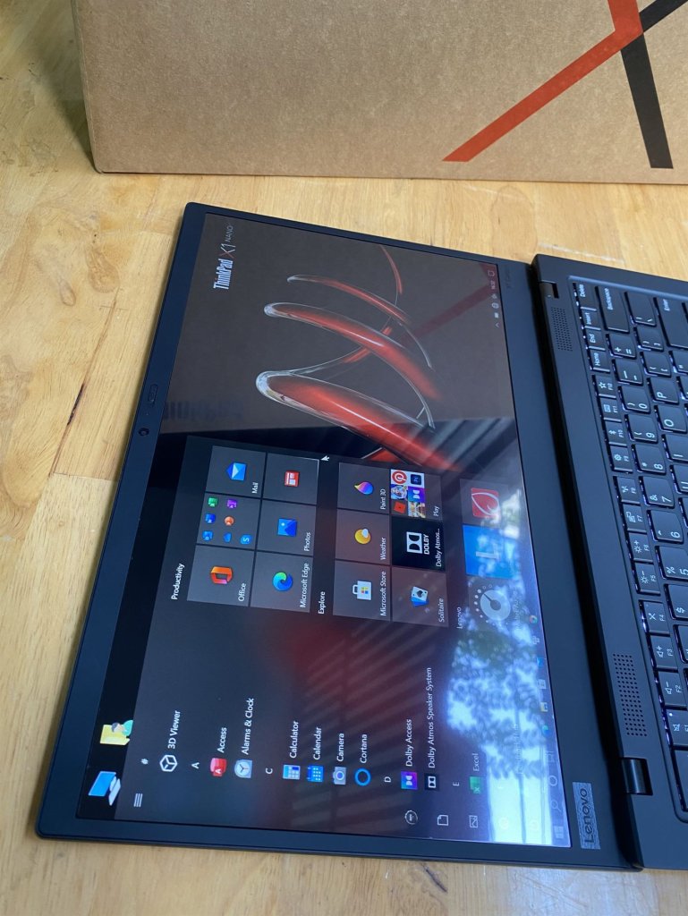 Thinkpad-X1-Carbon-Gen-7-Core-i7-7.jpg