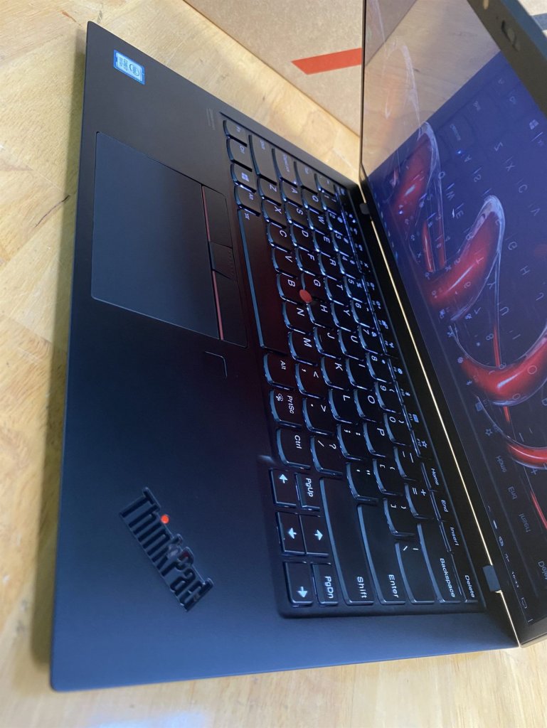 Thinkpad-X1-Carbon-Gen-7-Core-i7-9.jpg