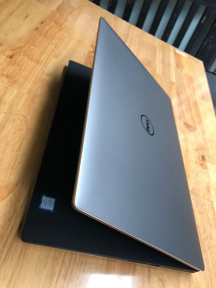 Dell-Precision-5520-i7-th7-FHD-2.jpg