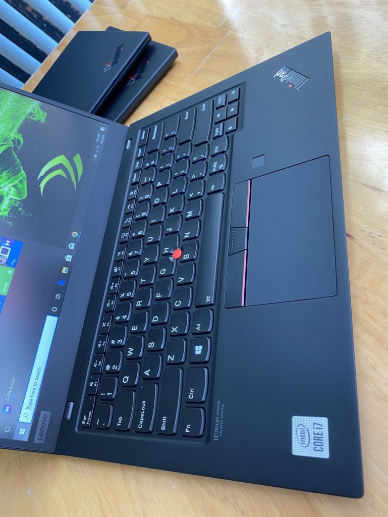 Thinkpad-X1-carbon-Gen-8-Core-i7-10th-7.jpg