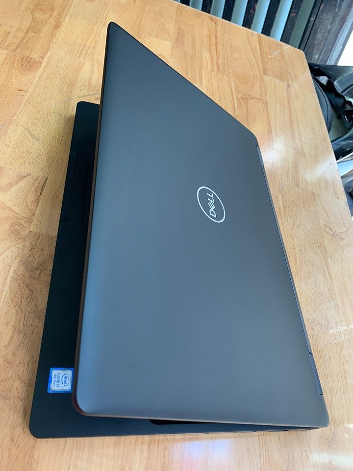 Dell-Latitude-E5590-i7-2.jpg