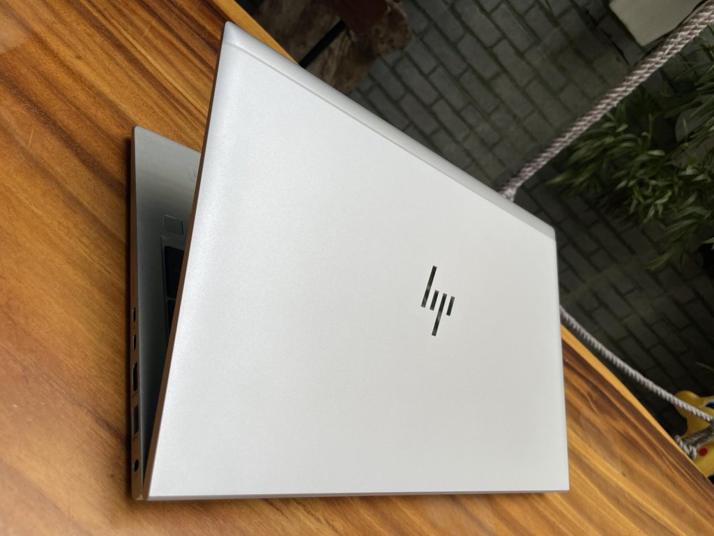 HP-Elitebook-850-G8-Core-i5-8th-3.jpg