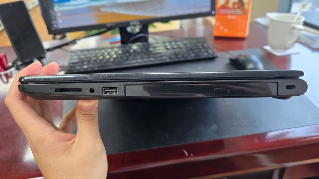 Dell 05.jpg