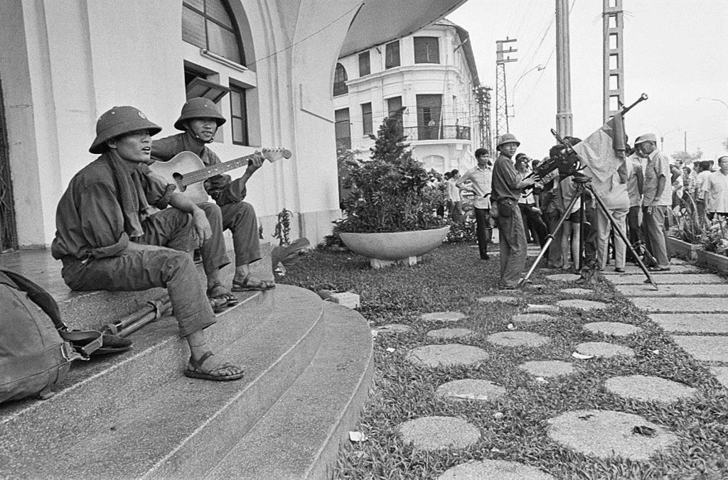 Sài Gòn 1975_4_30 (293).jpg
