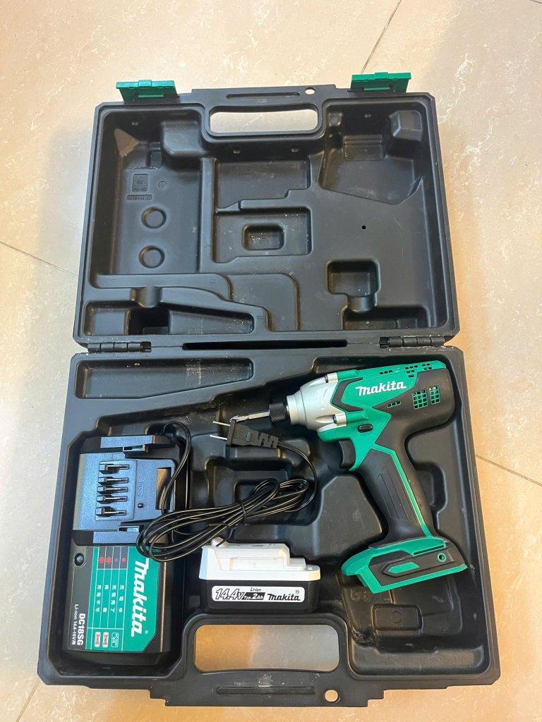 z6565632049595_76a541e6198bcb0161e5e375770ea551.jpg